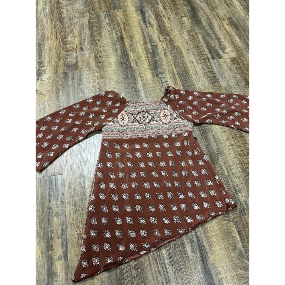 Mary-Kate and Ashley Girls XS 4/5‎ Cinnamon Paisley Sequin Bell Sleeve Tunic Top